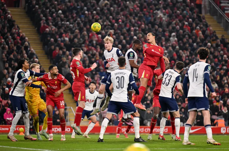 Liverpool vs Tottenham (03:00 &#8211; 07/02) | Xem lại trận đấu