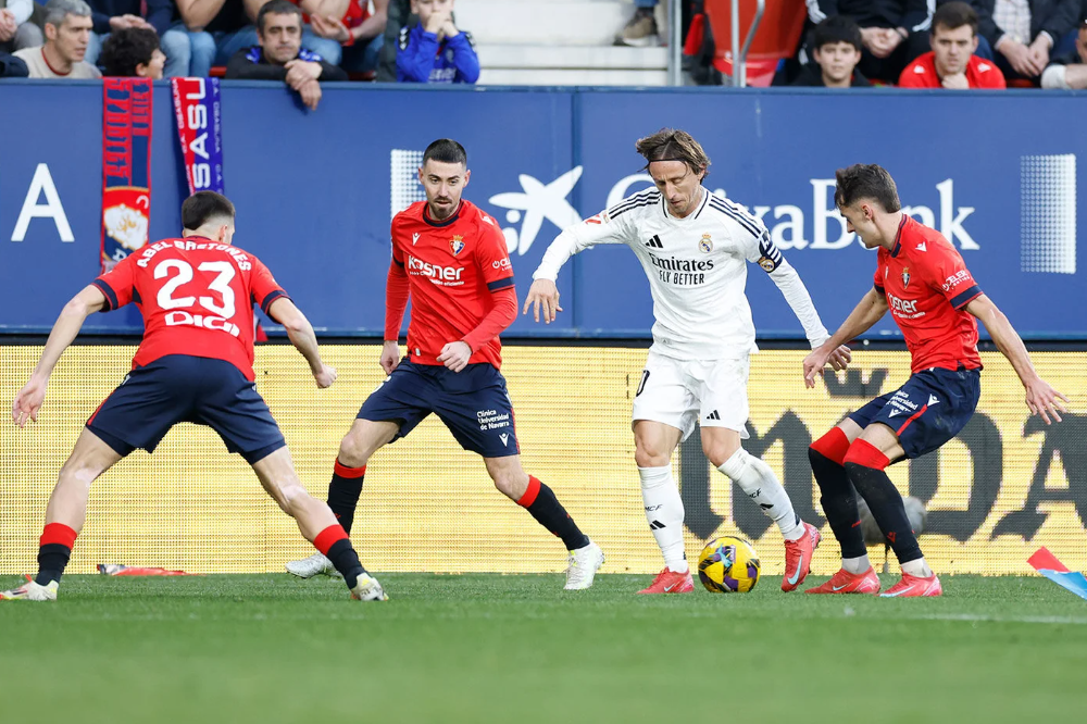 Osasuna vs Real Madrid (22:15 &#8211; 15/02) | Xem lại trận đấu