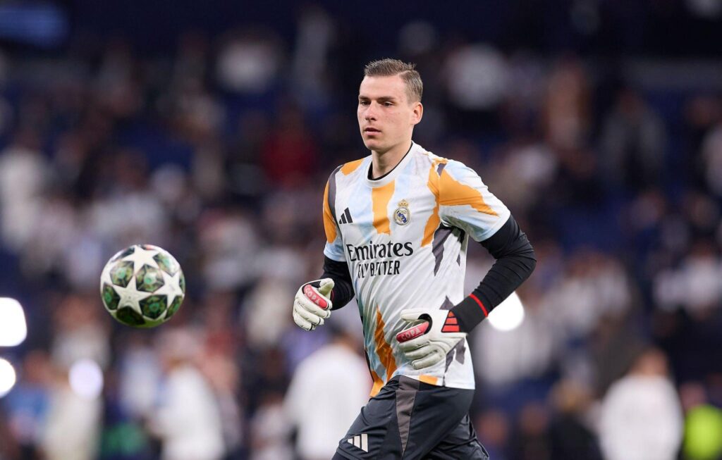 Man Utd muốn gia cố hàng thủ bằng việc chiêu mộ Andriy Lunin.